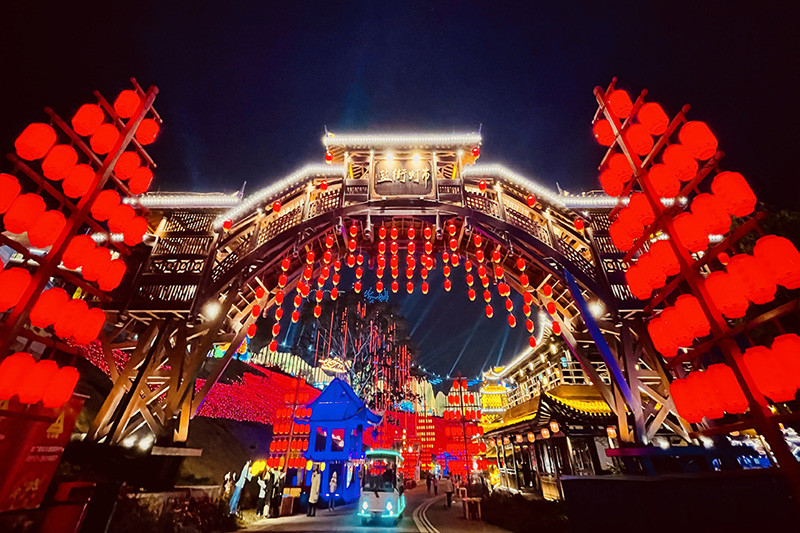 再設(shè)計(jì)彩燈的時(shí)侯如何去抒發(fā)出其特色